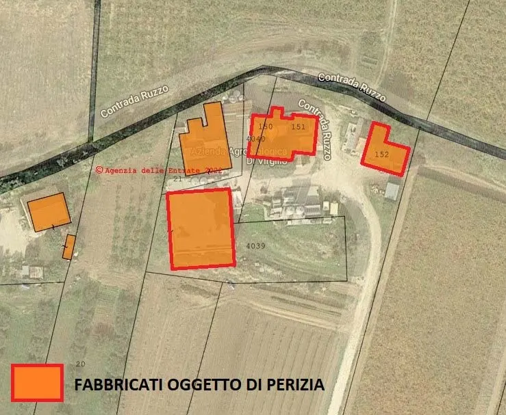 Fabbricati agricoli a Torino di Sangro (Chieti) — foto 1