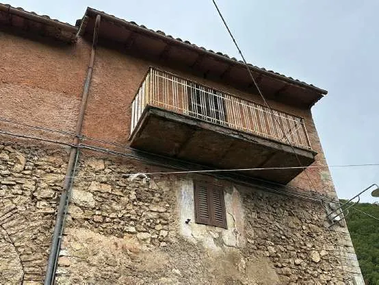 Appartamento a Spoleto (Perugia) — foto 1