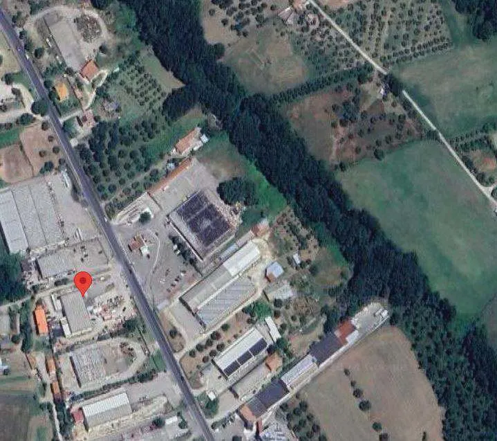 Fabbricati costruiti per esigenze ind a Montefiascone (Viterbo) — foto 1