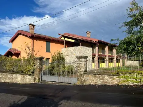 Fabbricati costruiti per esigenze ind
