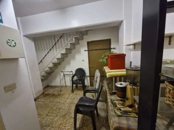 Negozi botteghe a Tortona (Alessandria) — foto 1
