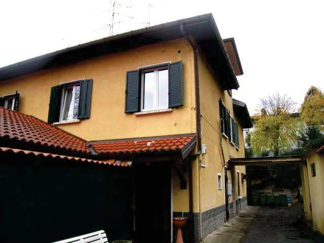 Appartamento a Castelveccana (Varese) — foto 1