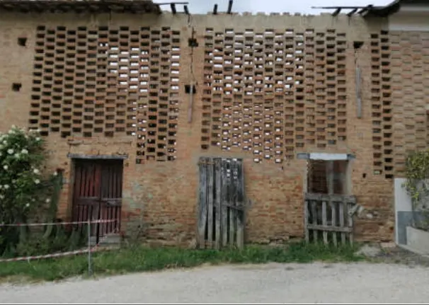 Fabbricato a Castelfiorentino (Firenze) — foto 1