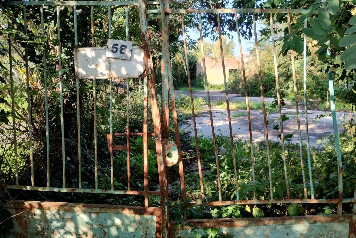 Compendio pignorato a Cisterna di Latina (Latina) — foto 1