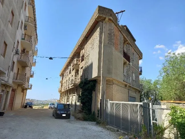 Magazzino a Canicattì (Agrigento) — foto 1