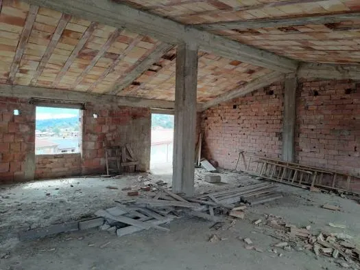 Edifici a destinazione particolare a Cotronei (Crotone) — foto 1