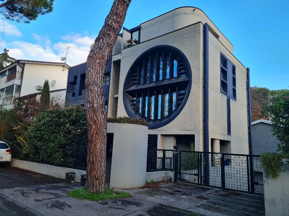 Magazzini e deposito a Forlì (Forlì-Cesena) — foto 1