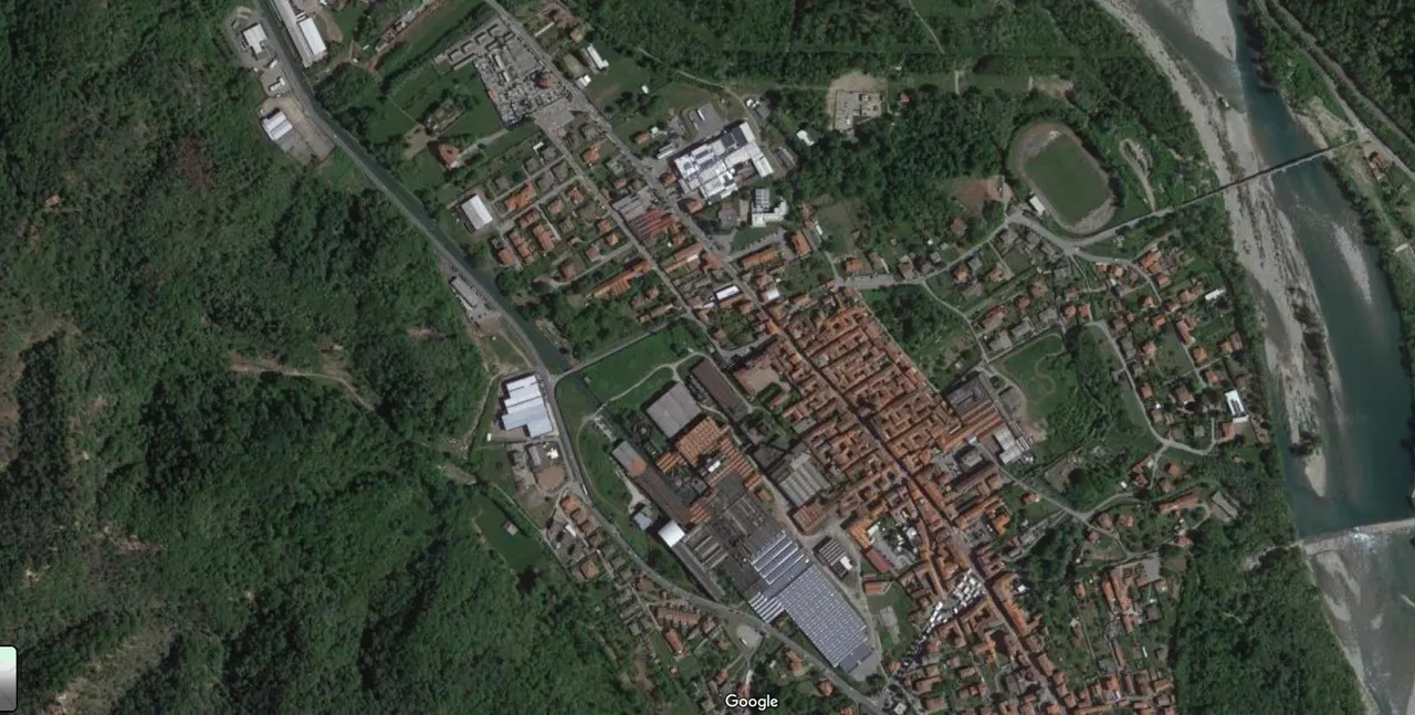 Fabbricati costruiti per esigenze ind a Serravalle Sesia (Vercelli) — foto 1