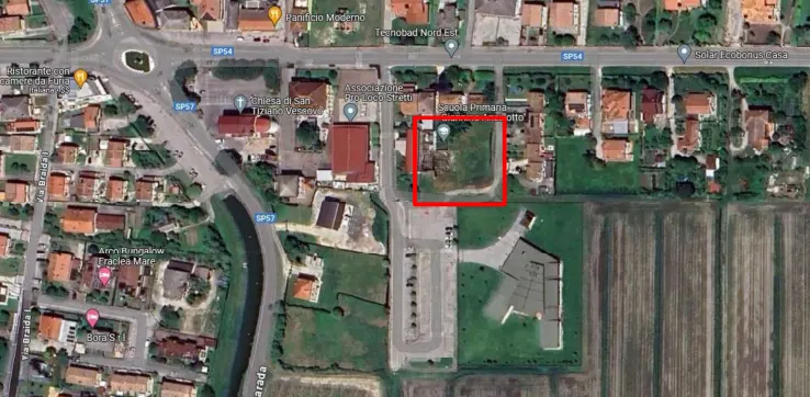 Magazzini e deposito a Eraclea (Venezia) — foto 1