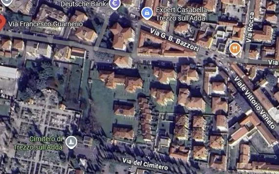 Garage autorimessa a Trezzo sull'Adda (Milano) — foto 1