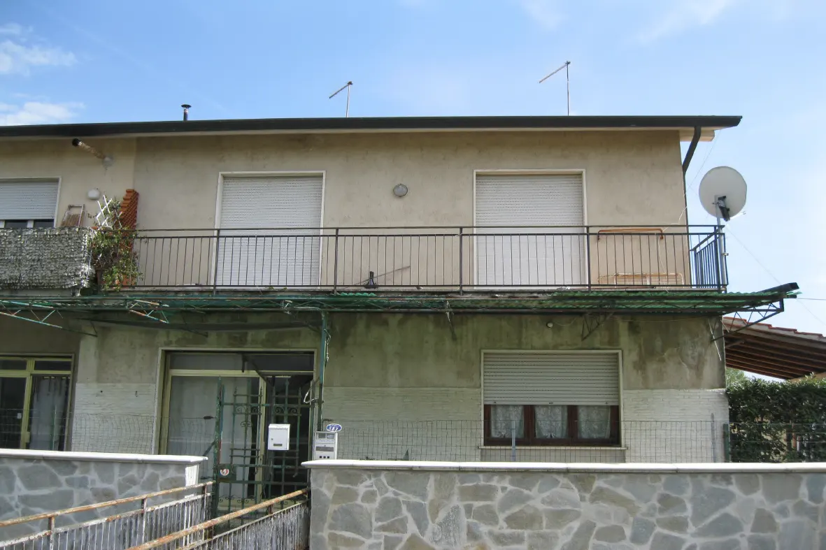 Appartamento a Camaiore (Lucca) — foto 1