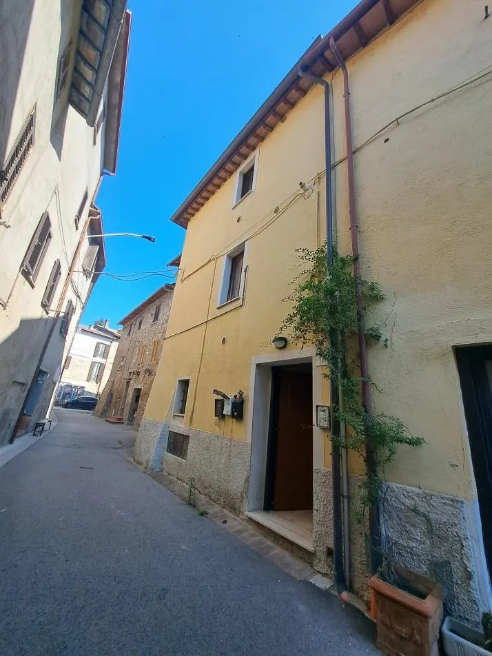 Appartamento a Perugia (Perugia) — foto 1