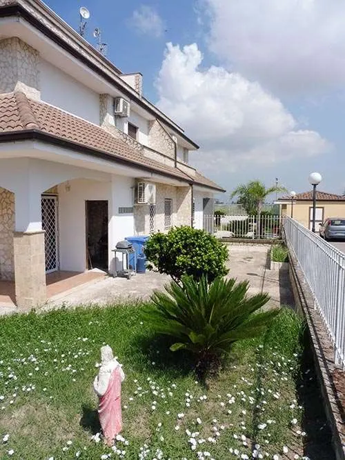 Appartamento civile a Villa Literno (Caserta) — foto 1