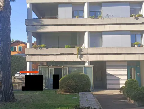Fabbricati commerciali