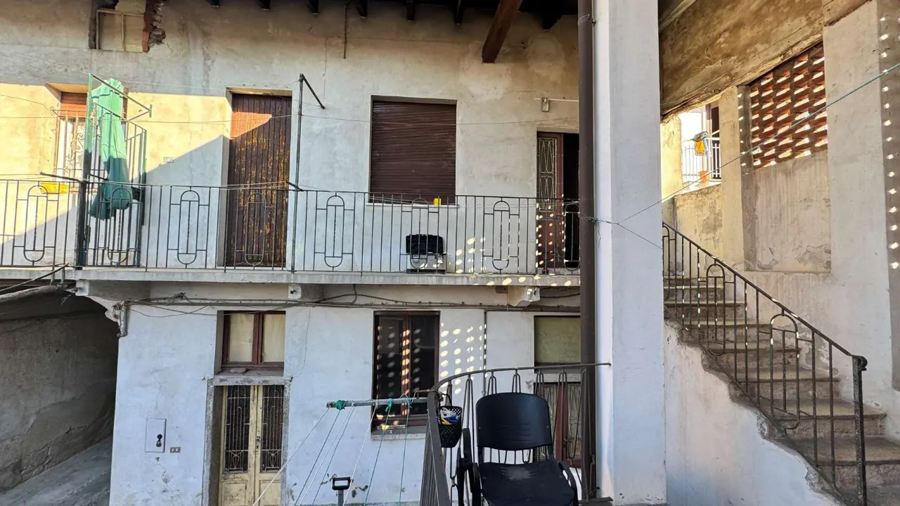 Appartamento a Casorate Sempione (Varese) — foto 1