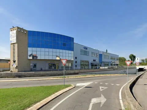 Fabbricati e locali sportivi con lucro
