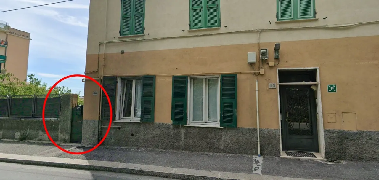 Magazzino a Genova (Genova) — foto 1
