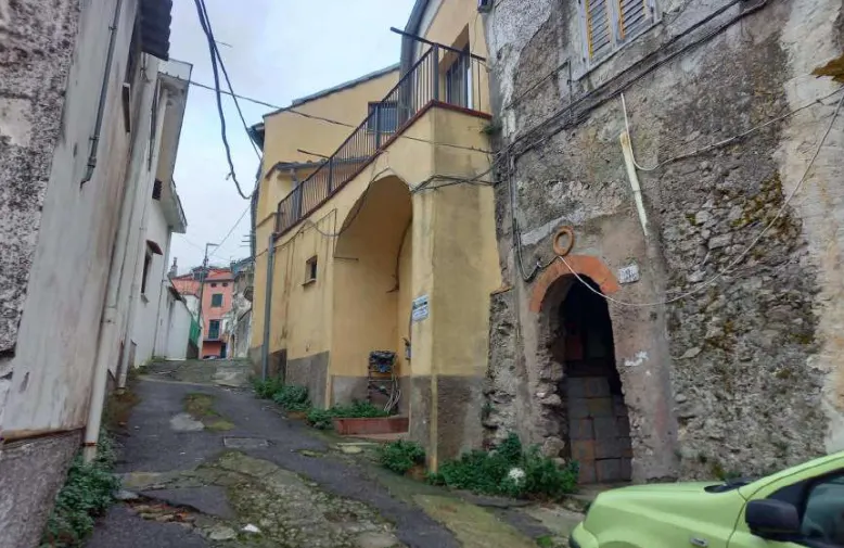 Appartamento a Cava de' Tirreni (Salerno) — foto 1