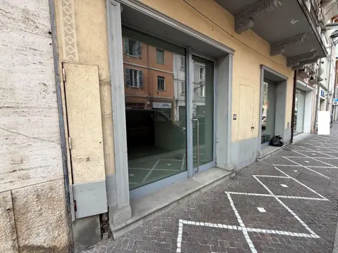 Fabbricati commerciali