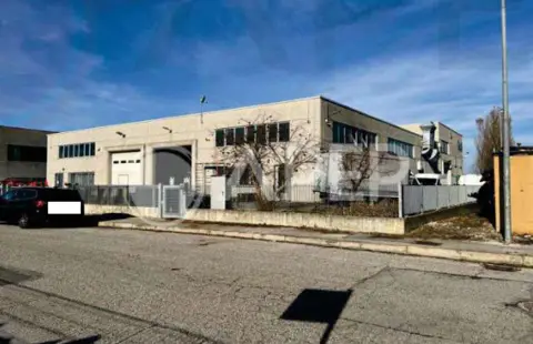 Fabbricati costruiti per esigenze ind