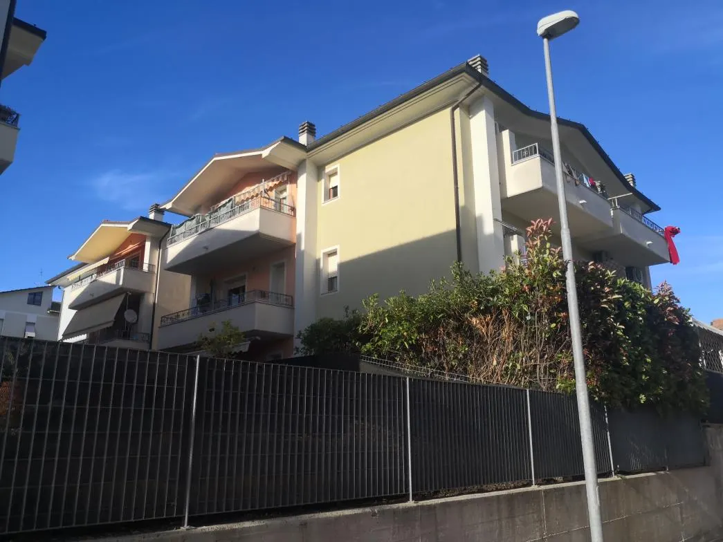 Fabbricato a Colli al Metauro (Pesaro e Urbino) — foto 1