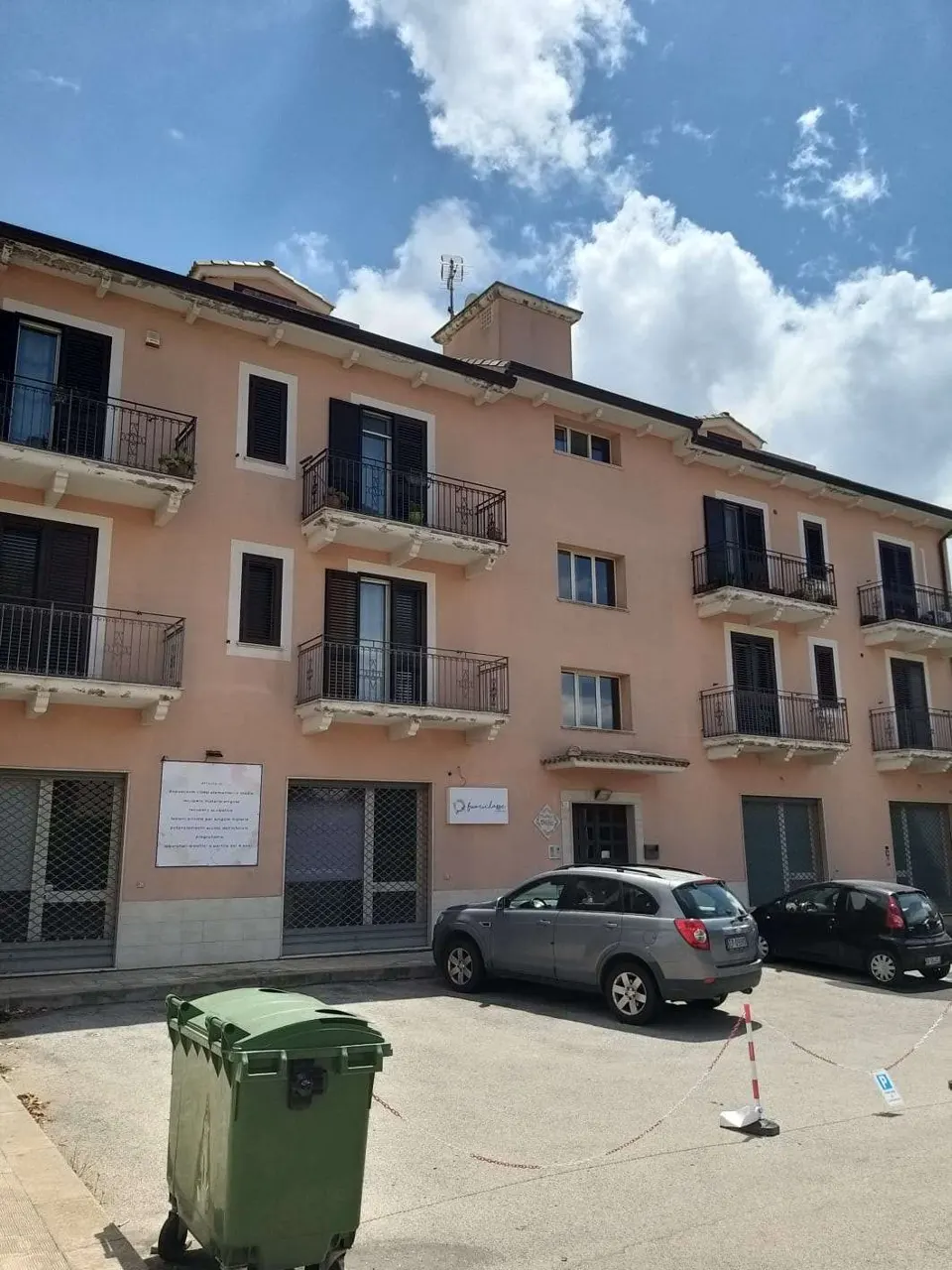 Deposito a Piazza Armerina (Enna) — foto 1