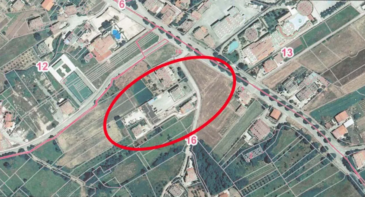 Negozio a Sant'Arsenio (Salerno) — foto 1