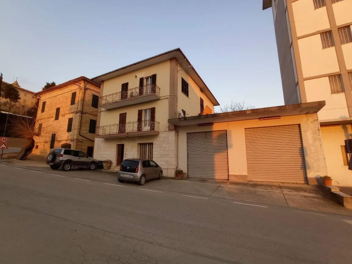 Appartamento a Francavilla d'Ete (Fermo) — foto 1