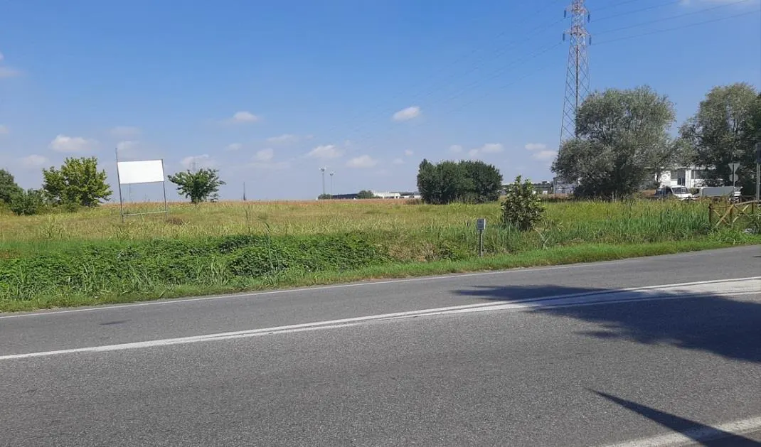 Terreno a Casaleone (Verona) — foto 1
