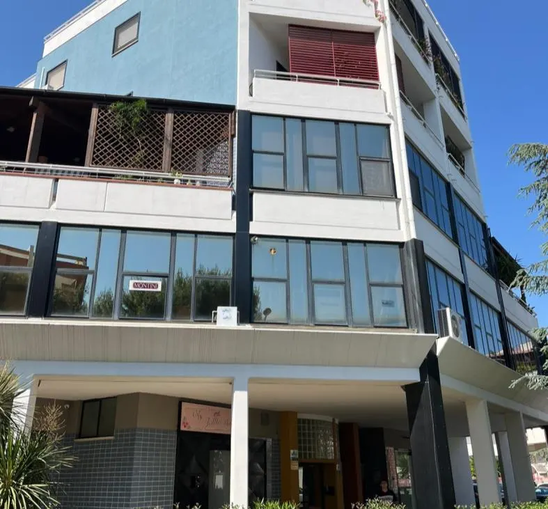 Stalle scuderie rimesse a Modugno (Bari) — foto 1