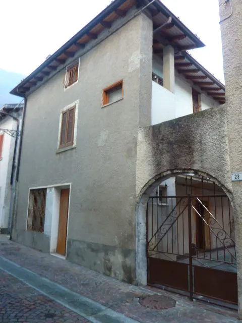 Abitazione popolare a Ranzanico (Bergamo) — foto 1