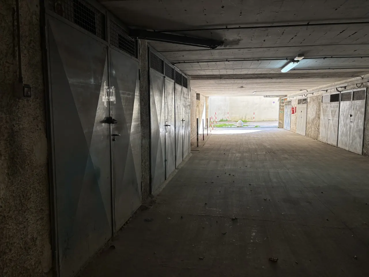 Garage autorimessa a Montemurlo (Prato) — foto 1