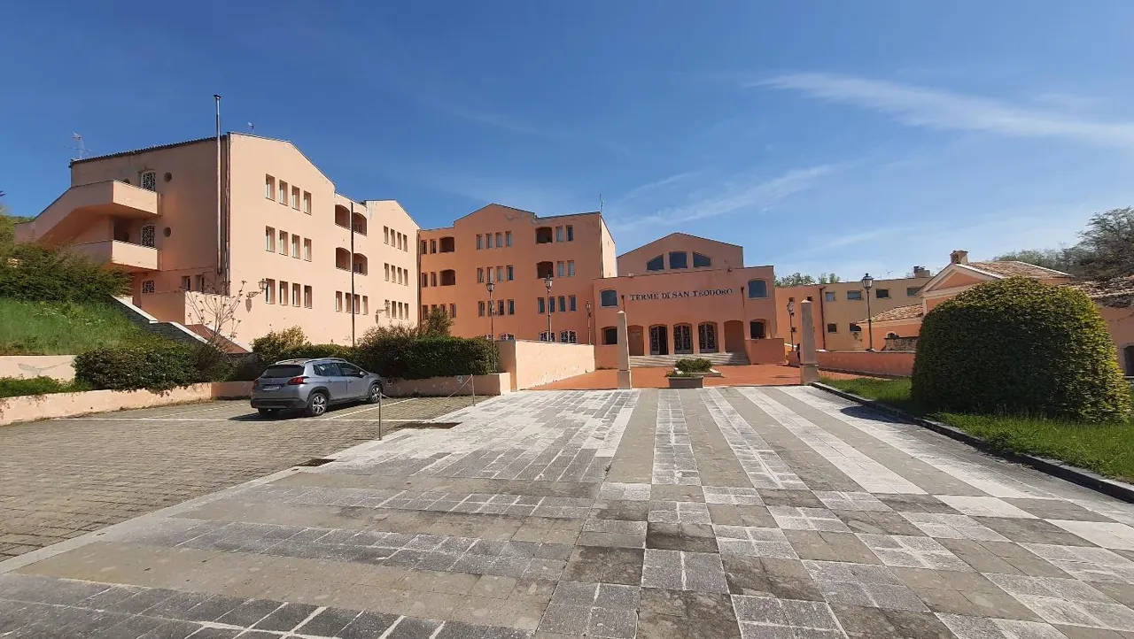 Stabilimenti balneari curativi a Villamaina (Avellino) — foto 1