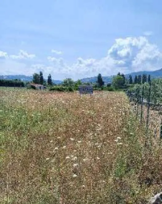 Terreno a Gualdo Tadino (Perugia) — foto 1