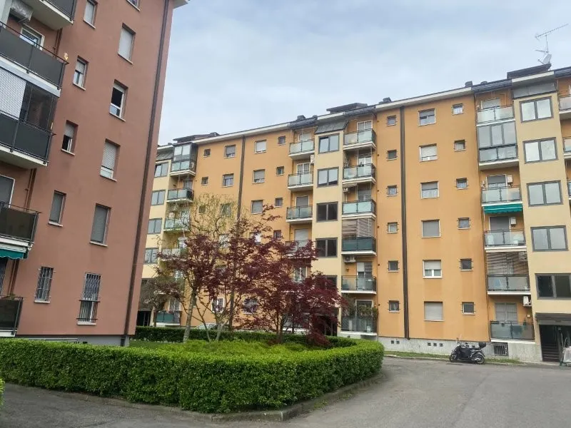 Appartamento a Milano (Milano) — foto 1