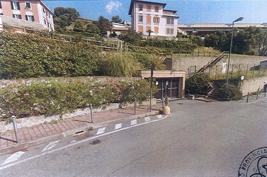 Stalle scuderie rimesse a Arenzano (Genova) — foto 1