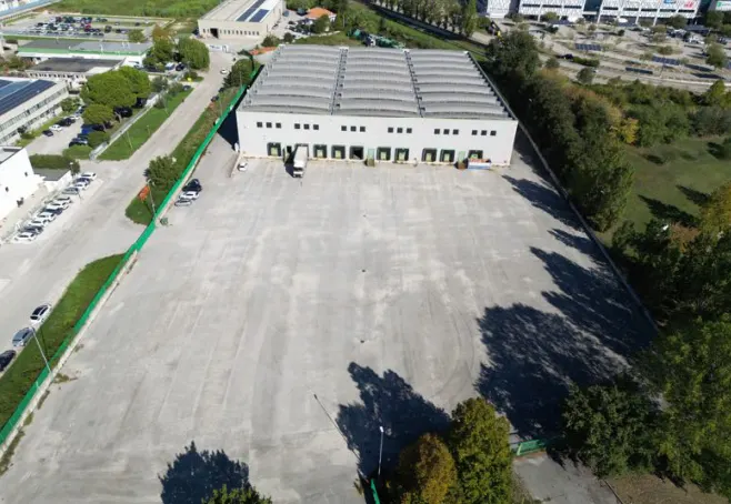 Magazzini e deposito a Ascoli Piceno (Ascoli Piceno) — foto 1