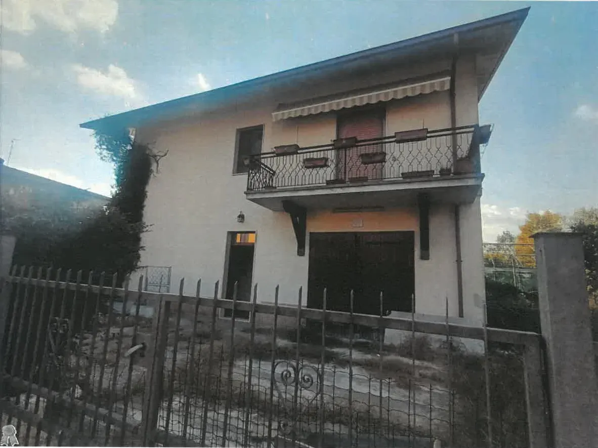 Appartamento a Grumello Cremonese ed Uniti (Cremona) — foto 1