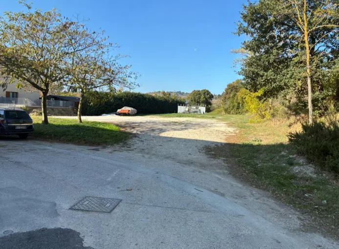 Terreno a Colli al Metauro (Pesaro e Urbino) — foto 1