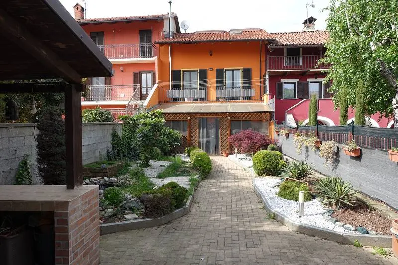 Appartamento a Bricherasio (Torino) — foto 1
