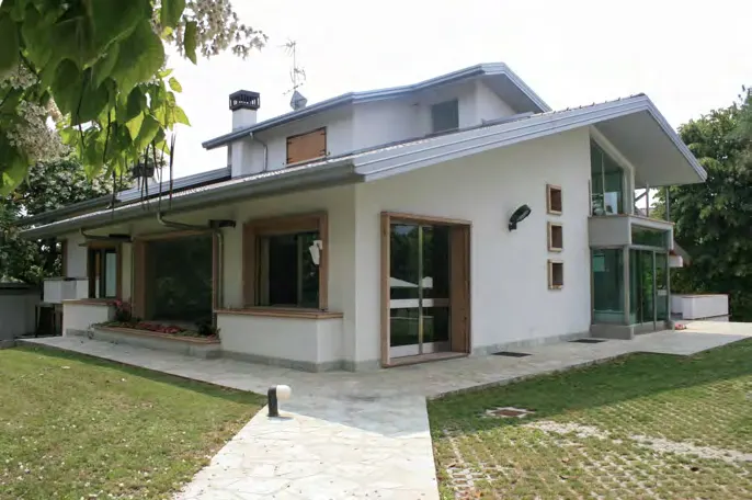 Villino a Corbetta (Milano) — foto 1