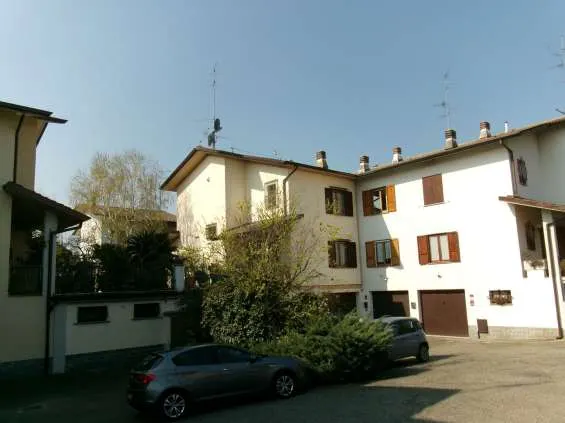 Villa a Quattro Castella (Reggio Emilia) — foto 1