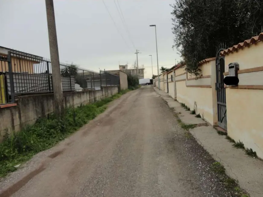 Villino a Pomezia (Roma) — foto 1
