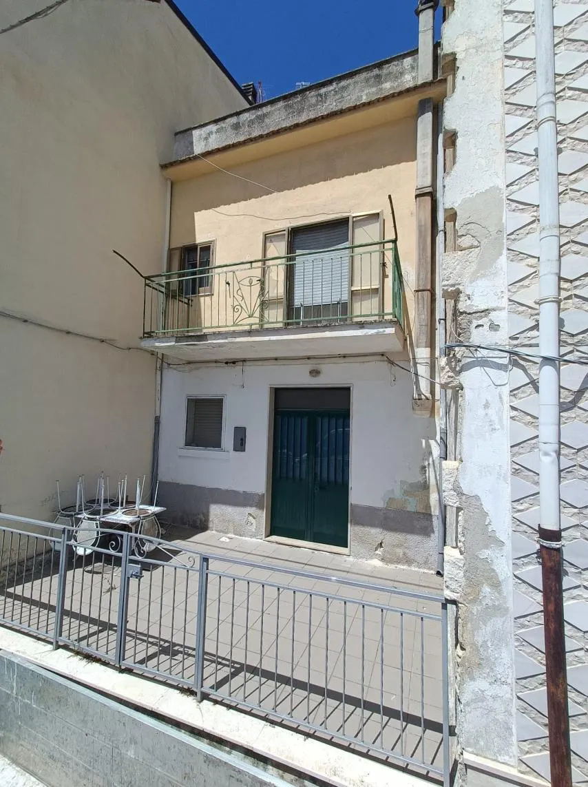 Abitazione ultrapopolare a Montemilone (Potenza) — foto 1