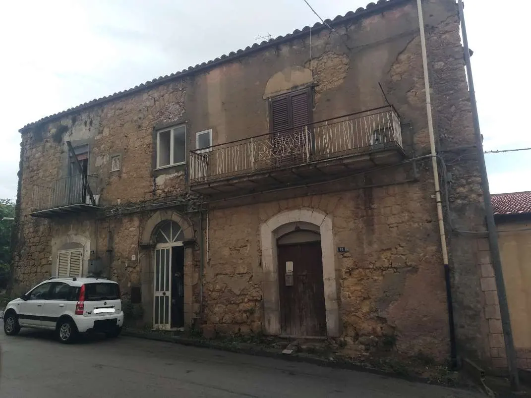 Abitazione ultrapopolare a Villarosa (Enna) — foto 1