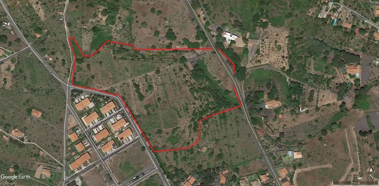 Terreno — foto 1