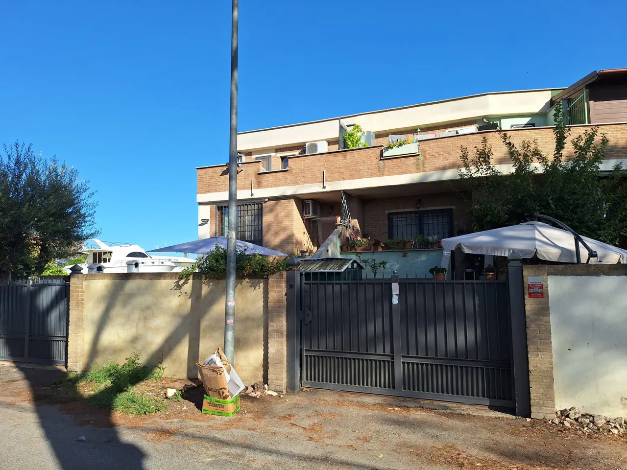 Uffici e studi a Fiumicino (Roma) — foto 1