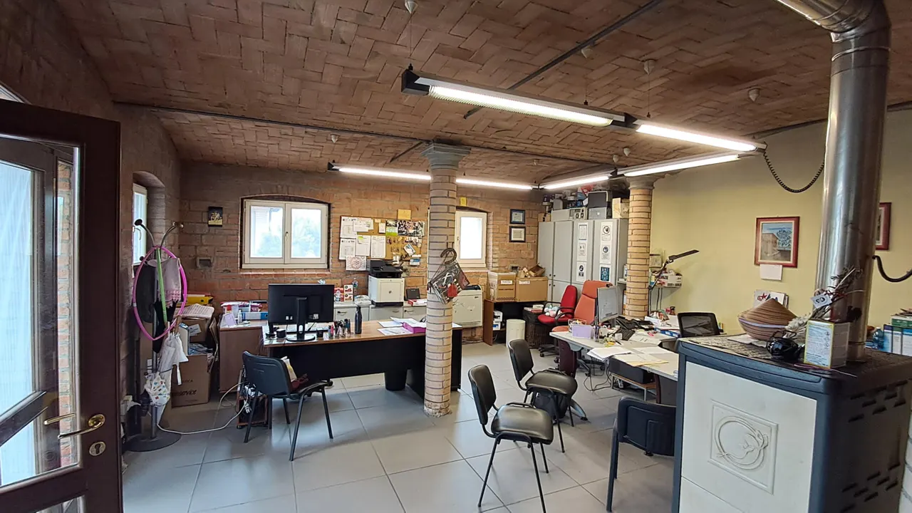 Fabbricato a Baiso (Reggio Emilia) — foto 1
