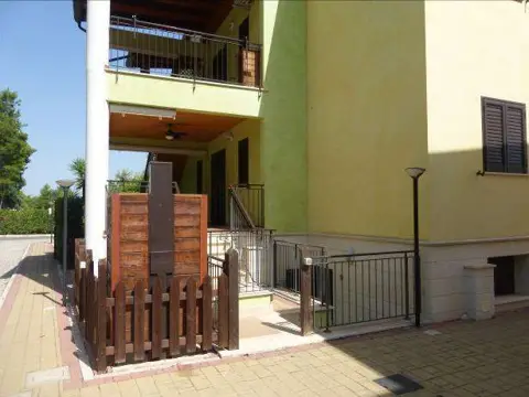 Magazzini e deposito