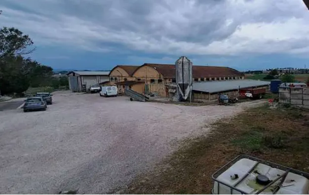 Fabbricati costruiti per esigenze ind a Perugia (Perugia) — foto 1